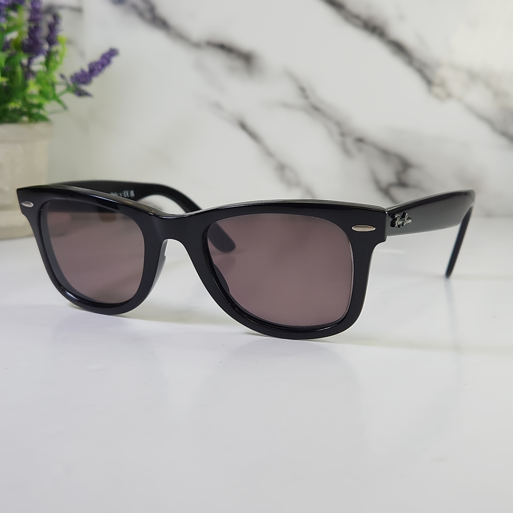 Ray-Ban Wayfarer Eyeglass frames. ONLY FRAME. Black Frame RB4340 50mm